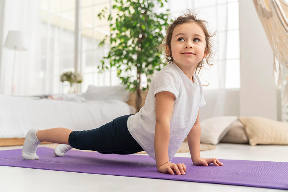 Tư Thế Yoga Cho Trẻ Em Đơn Giản 